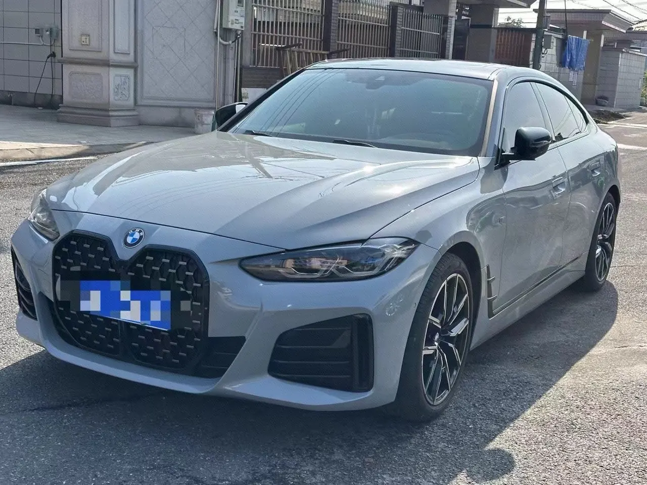 Open image lightbox: BMW 4 Series (Imported) 2023 425i Four-Door Coupe 2.0T M Sport Night Edition Automatic