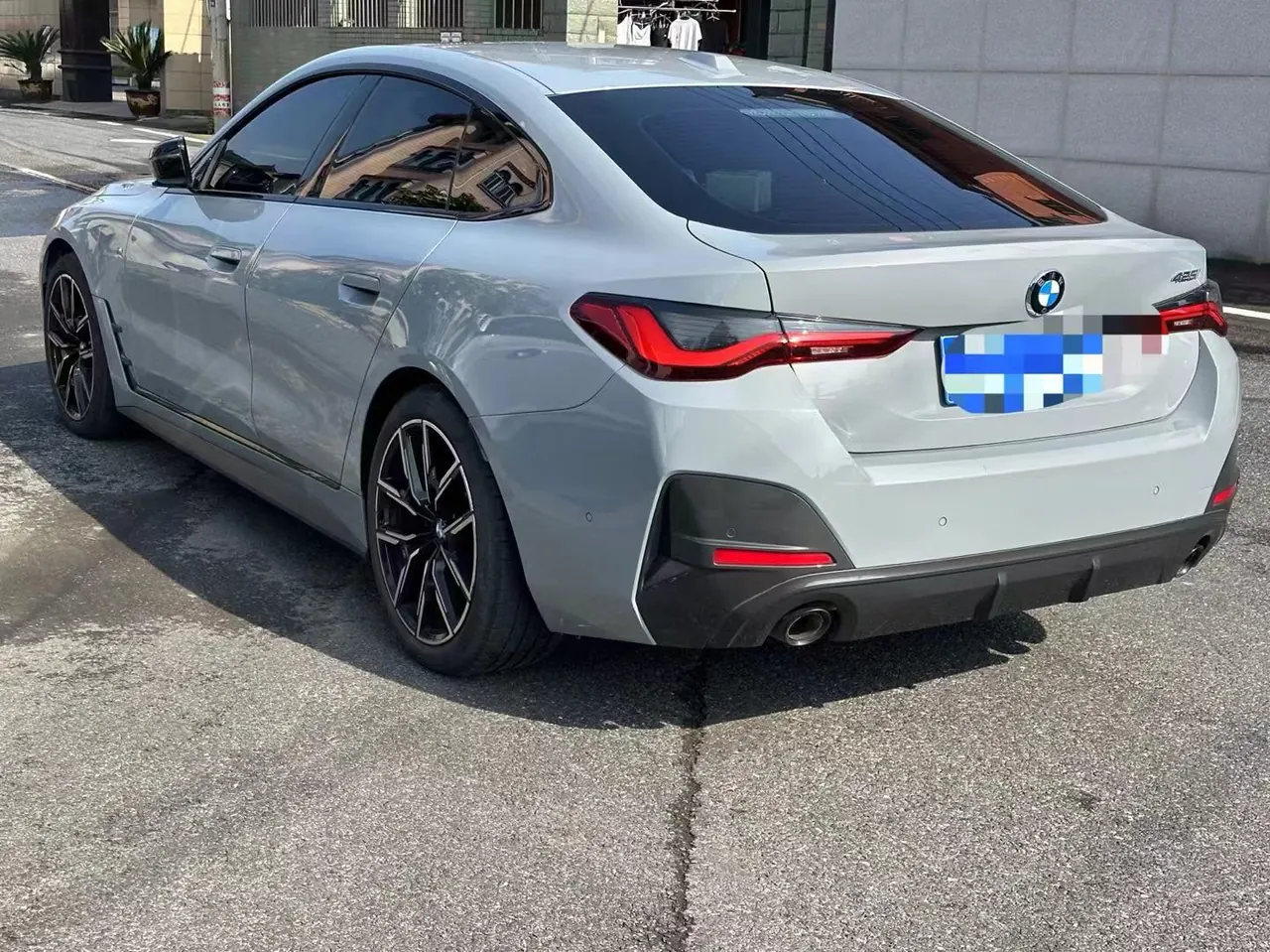 BMW 4 Series (Imported) 2023 425i Four-Door Coupe 2.0T M Sport Night Edition Automatic 3