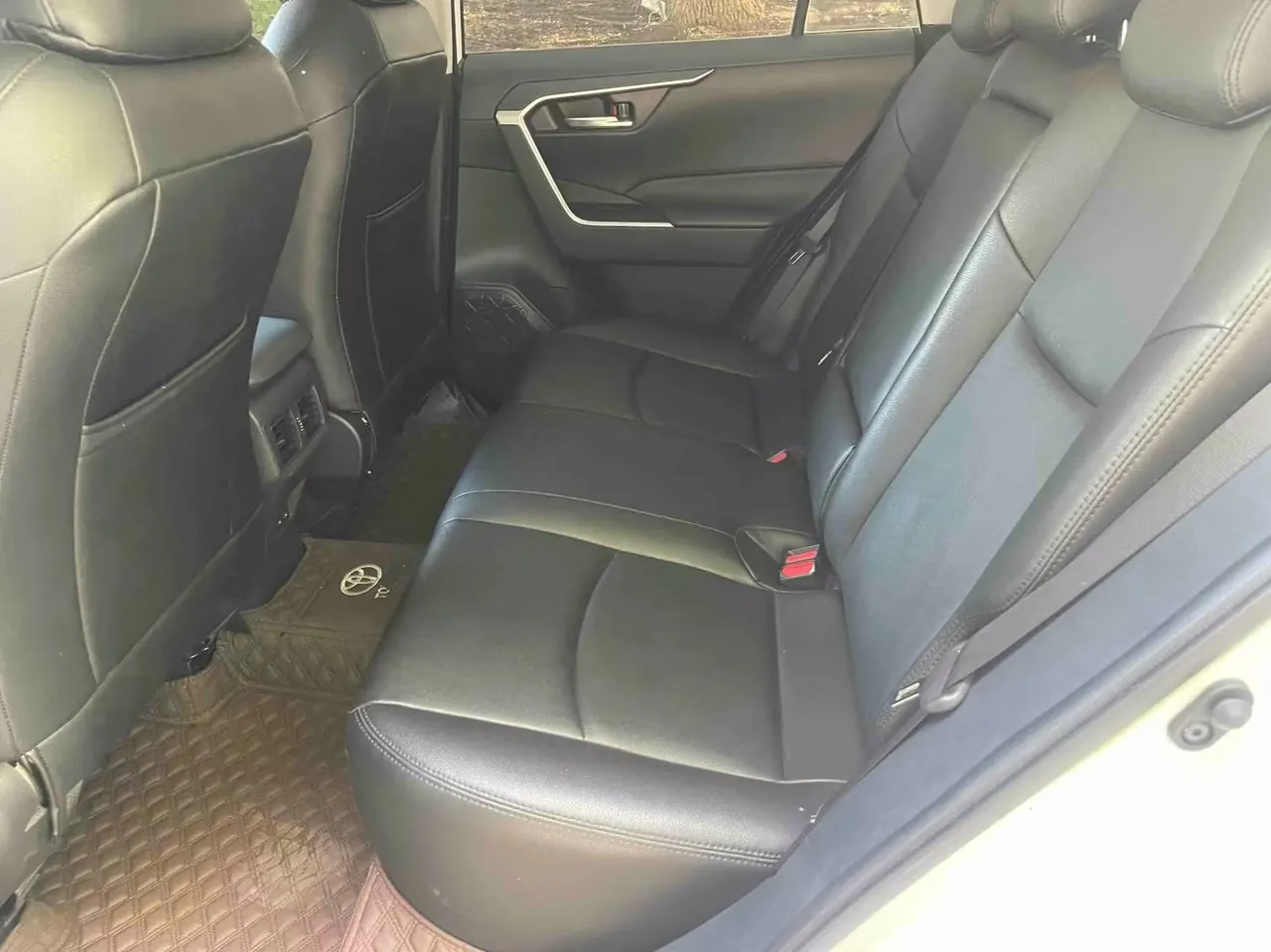Toyota 2022 RAV4 Rongbo 2.0 Stepless Two-Drive Fashion Edition Automatic Gear 6