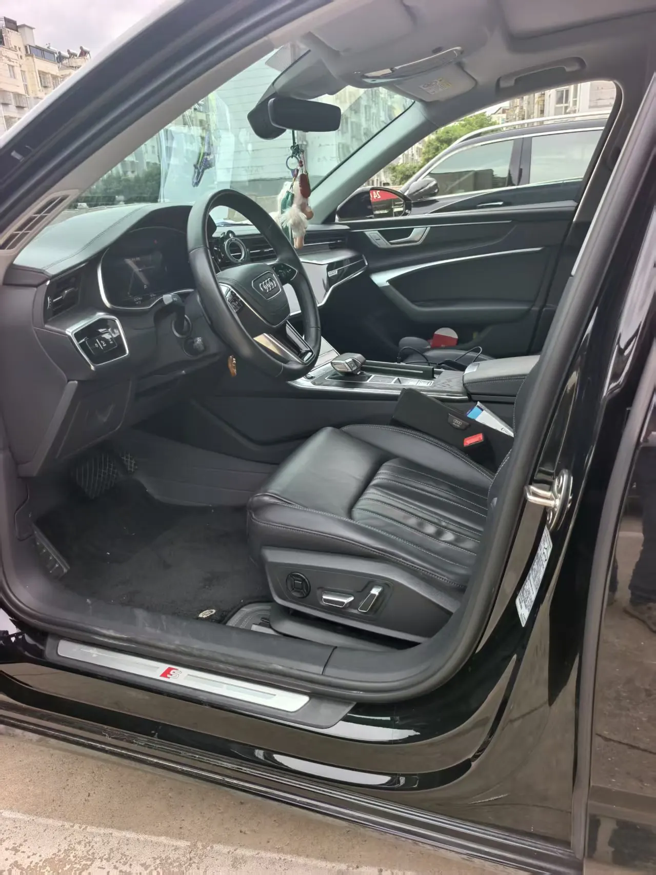 Audi 2024 A6L 2.0TFSI 45TFSI Quattro Selected Dynamic Automatic 2