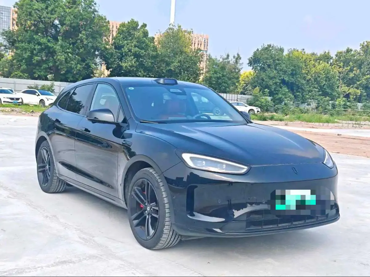 AITO 2025 AITO M5 extended range Ultra 4-wheel drive version automatic gear 3