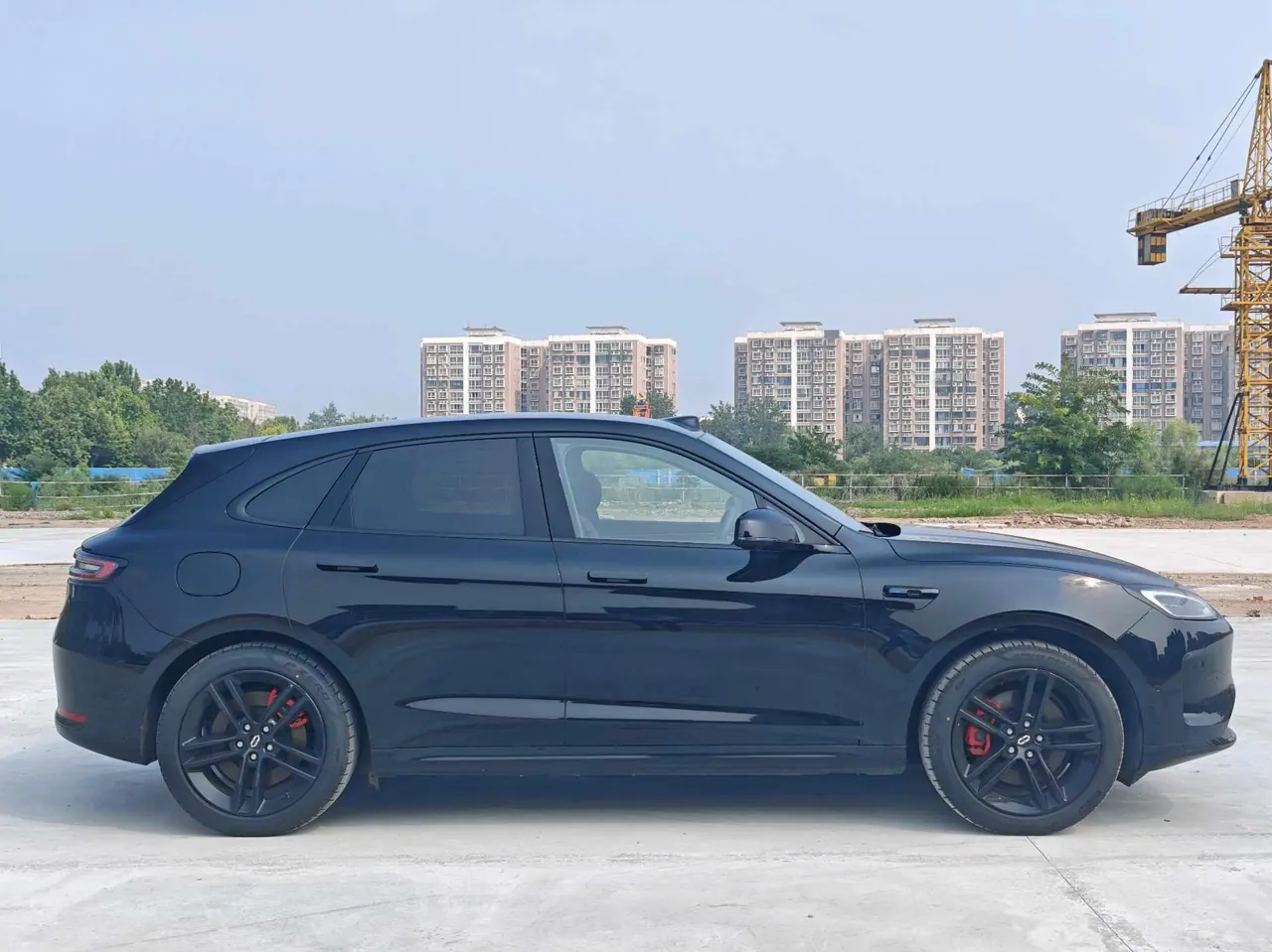 AITO 2025 AITO M5 extended range Ultra 4-wheel drive version automatic gear 4