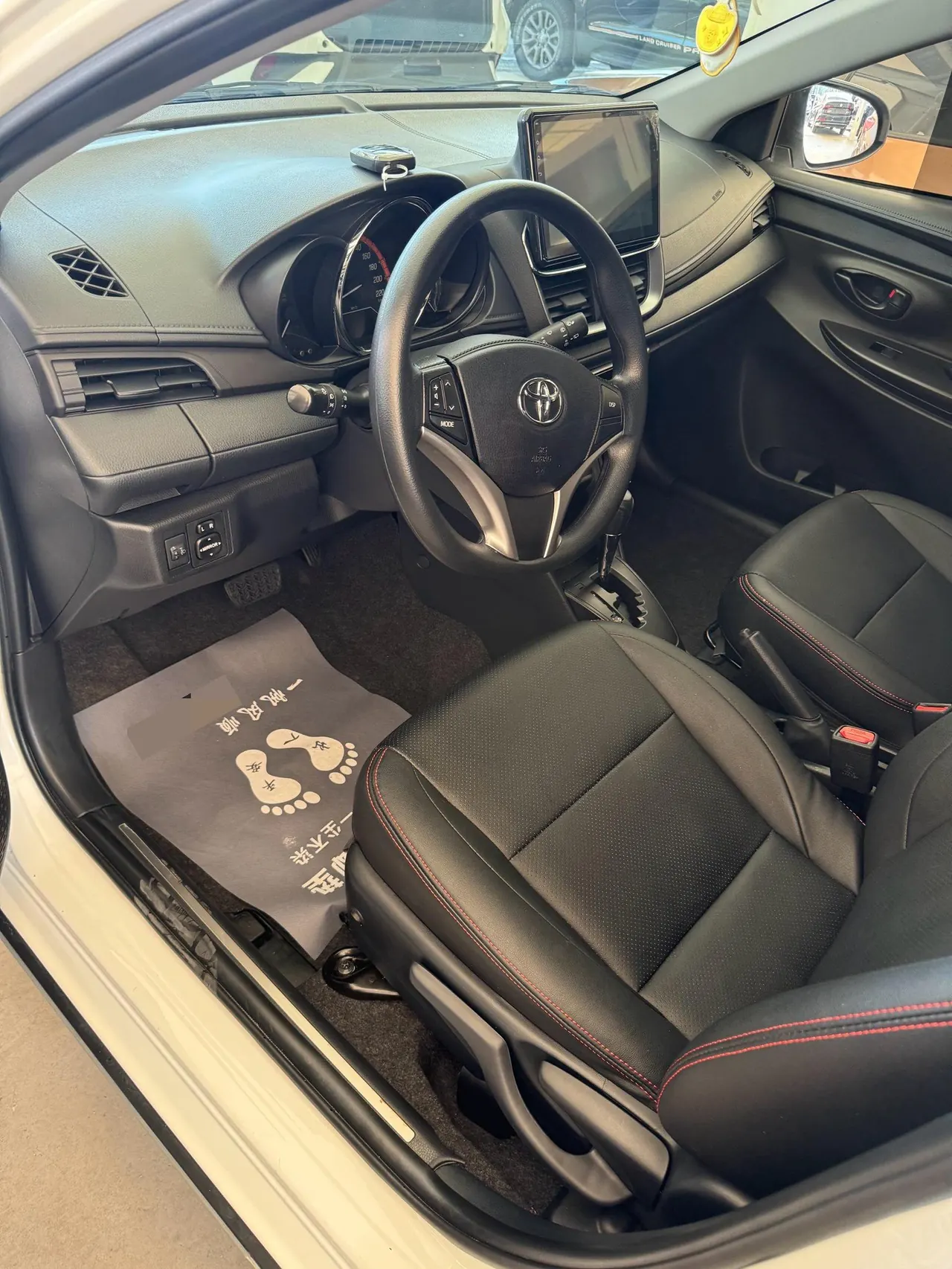 Toyota yaris 2022 YARiS L Zhixuan X 1.5 Stepless Leading PLUS Edition Automatic Gear 2