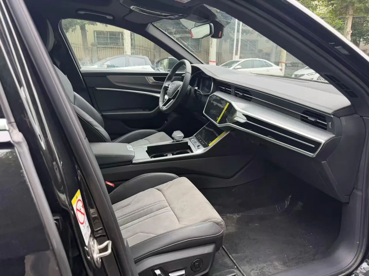 Audi 2024 A6L 2.0TFSI 45TFSI Selected Dynamic Automatic 6