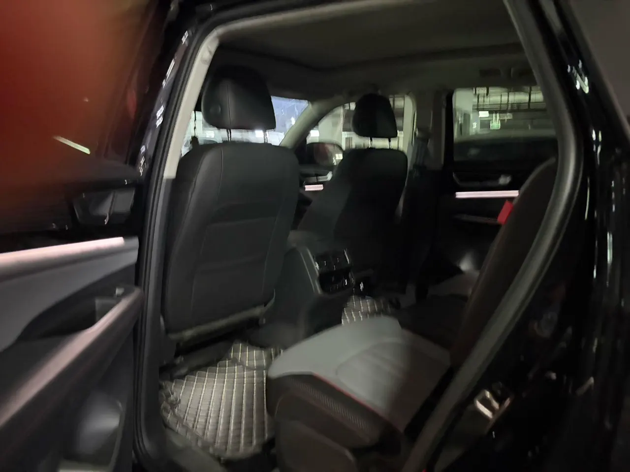 Volkswagen 2023 Tuang X 2.0TSI 380TSI 4WD Respect Deluxe Automatic Transmission 3