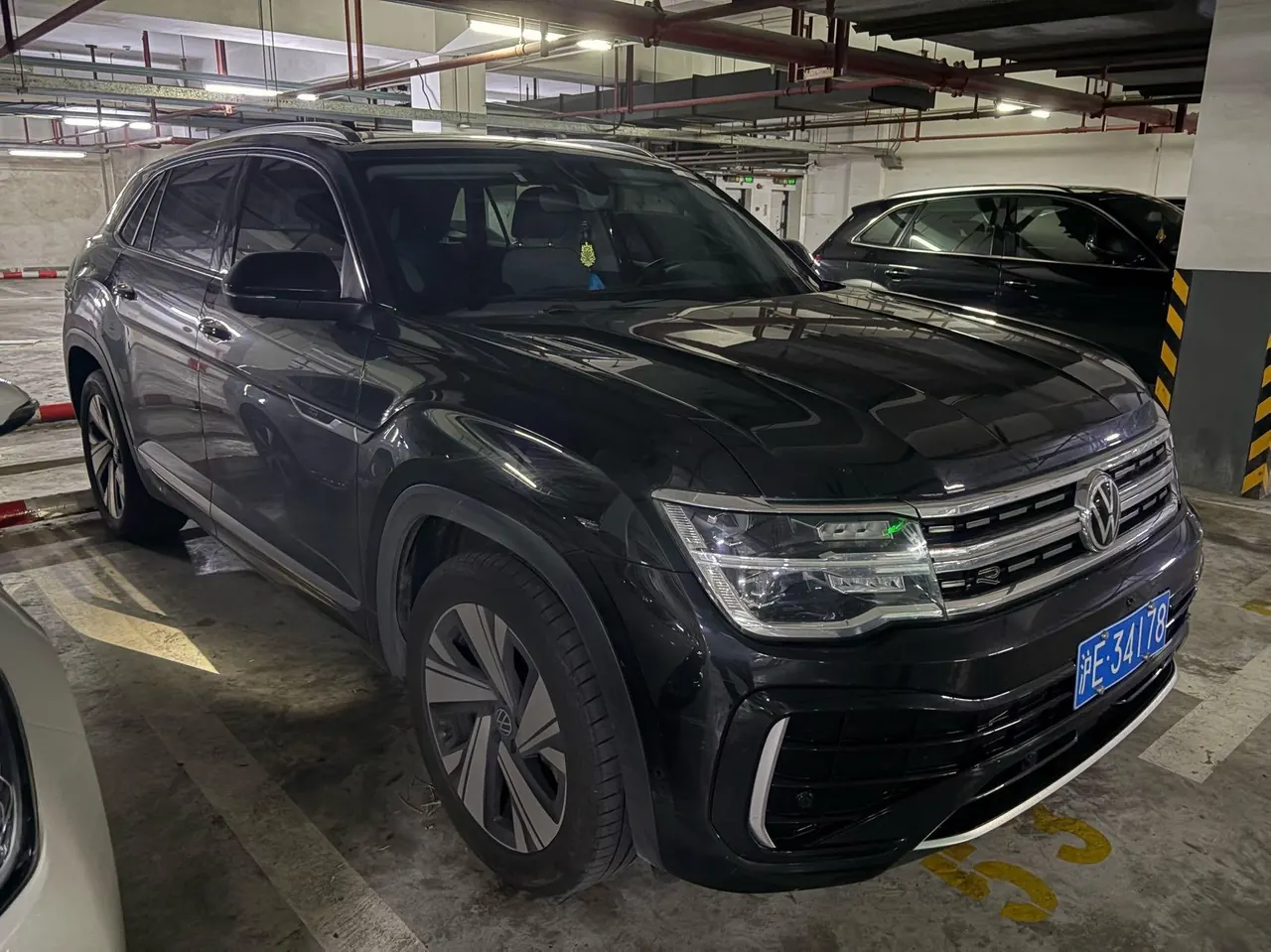 Volkswagen 2023 Tuang X 2.0TSI 380TSI 4WD Respect Deluxe Automatic Transmission 9