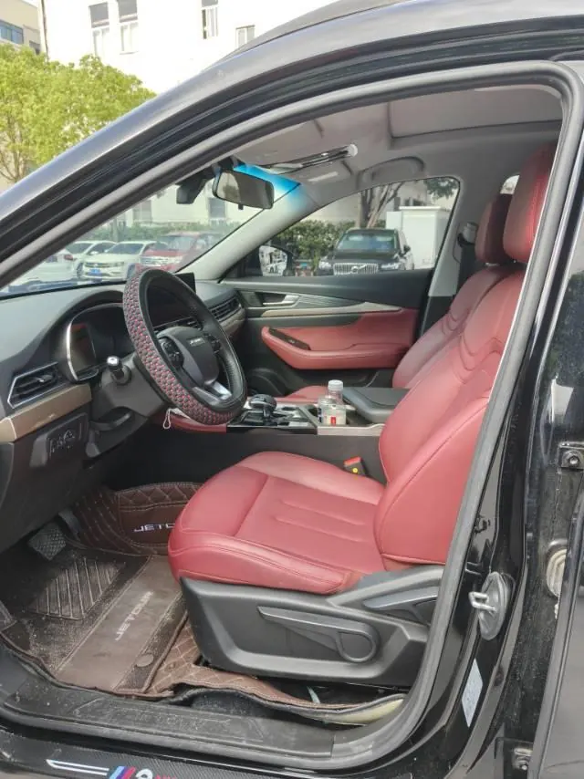 Jetour 2024 X70 1.5T Glory PRO5 Automatic Gear 3