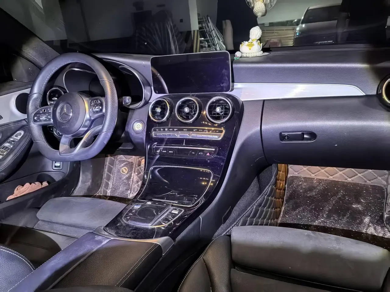 打开图片灯箱:Mercedes Benz Class C 2020 C 260 48V 1.5T Sports Edition (Modified) Automatic Gear