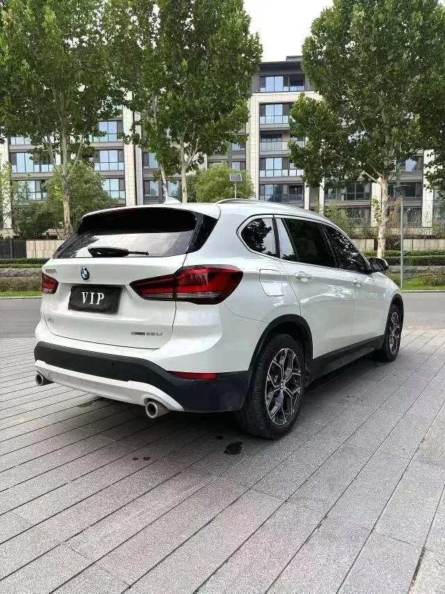 BMW 2022 X1 sDrive25Li 2.0T Leading Automatic Gear 4