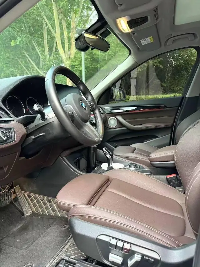 BMW 2022 X1 sDrive25Li 2.0T Leading Automatic Gear 6