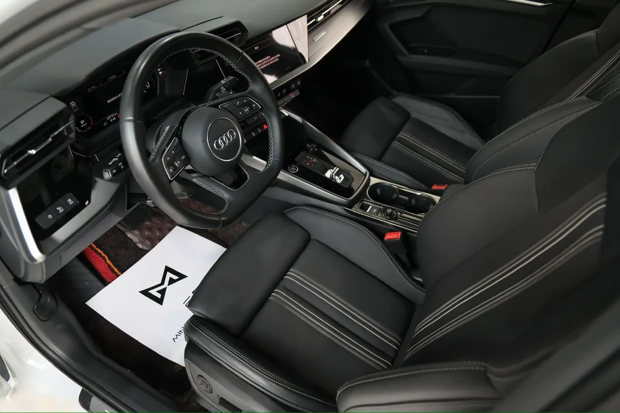 Audi 2023 A3L Limousine 1.4TFSI 35TFSI Fashion Sport Version Automatic Transmission 3
