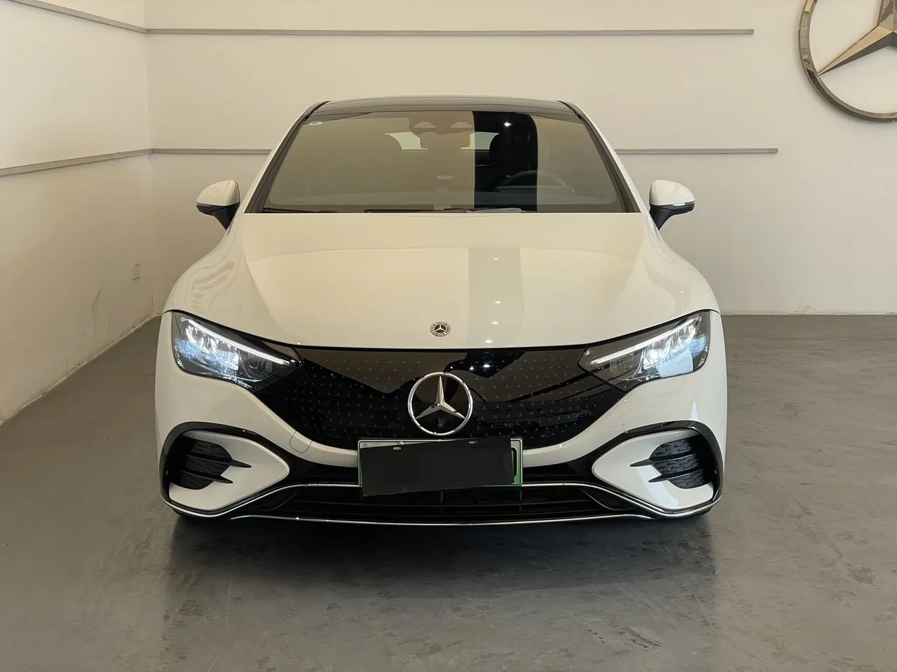 Mercedes Benz 2025 EQE 500 4MATIC EQE 500 4MATIC Deluxe Edition Automatic Gear 2
