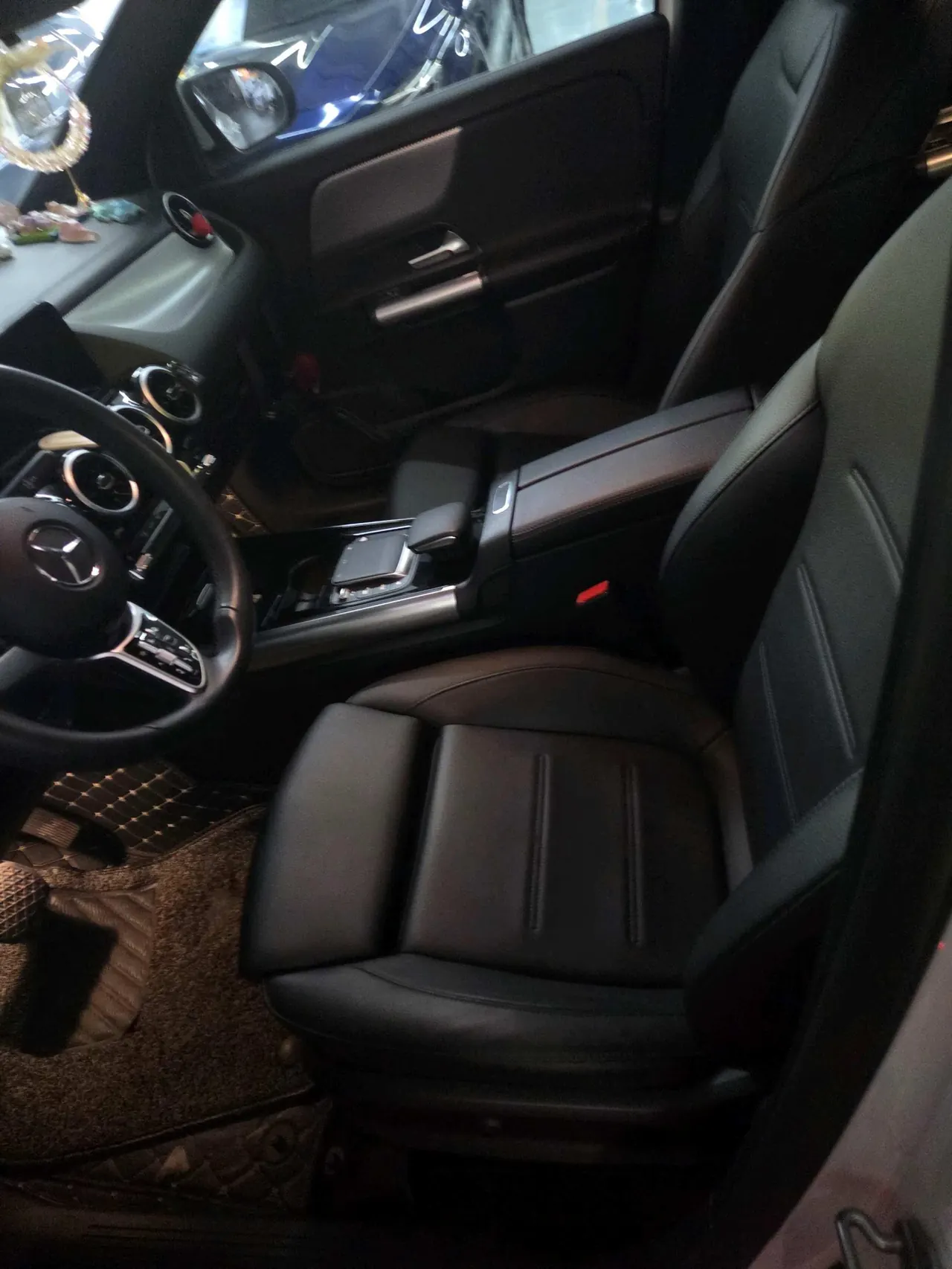 Mercedes Benz 2020 GLA 180 1.3T automatic gear 2