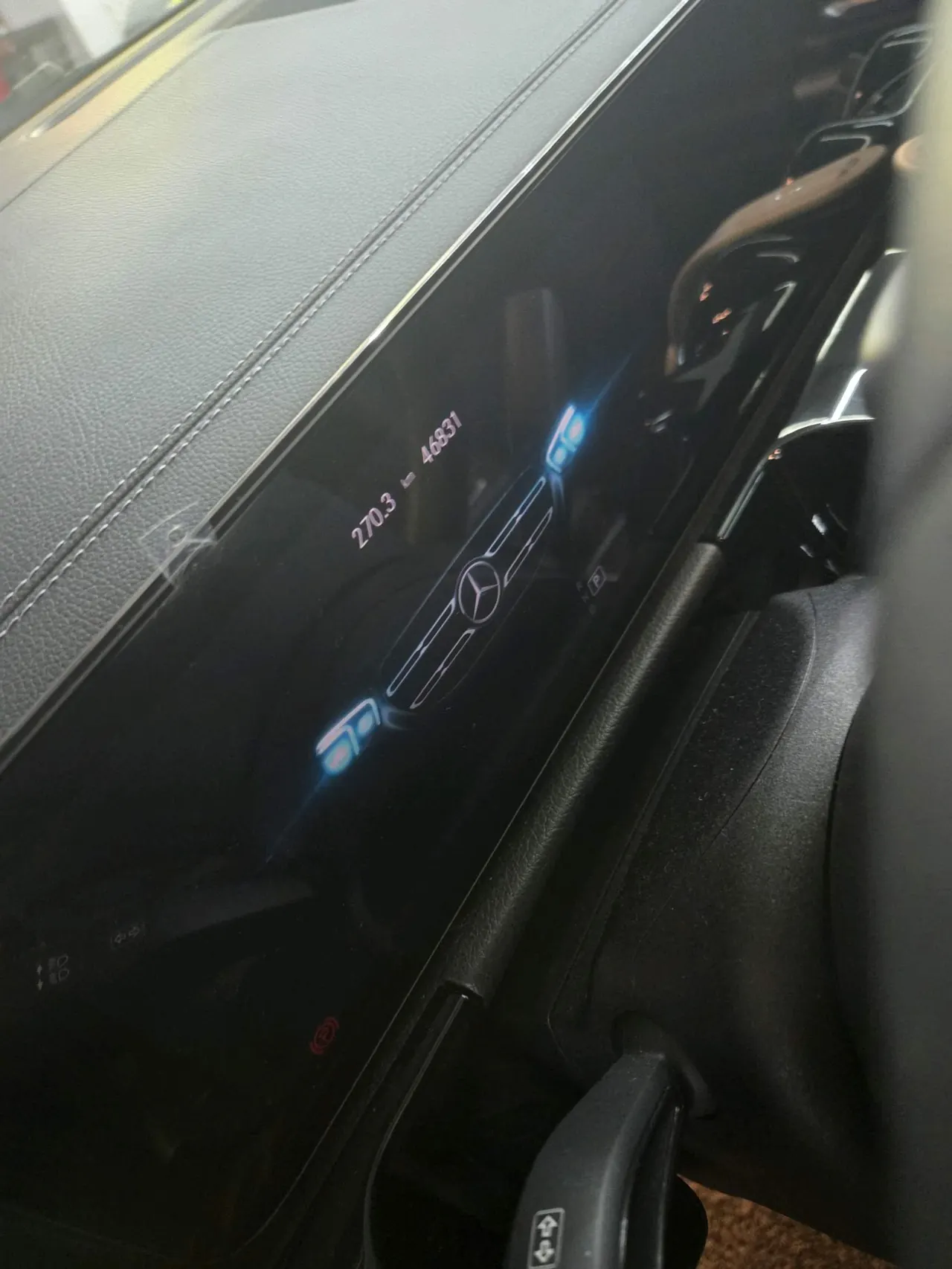 Mercedes Benz 2020 GLA 180 1.3T automatic gear 5