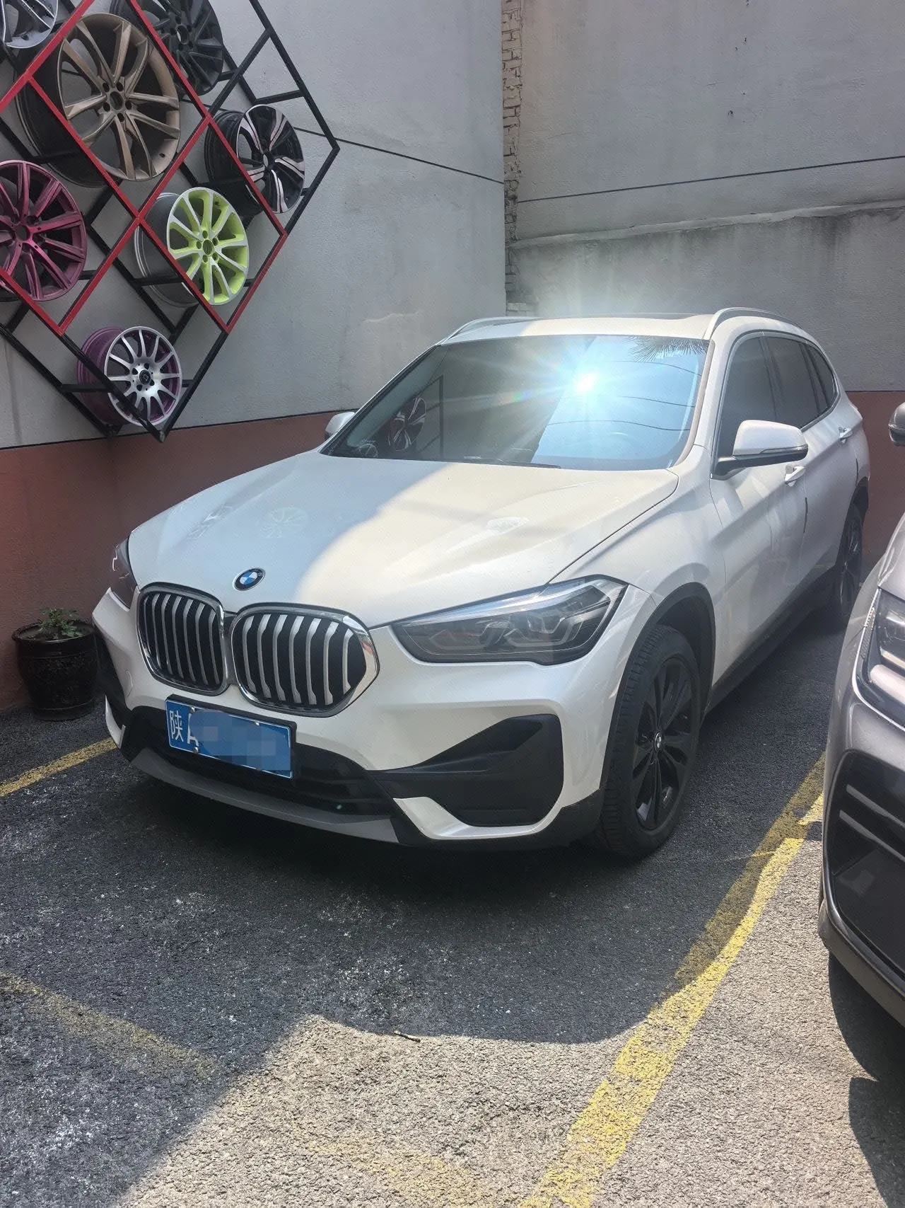 Open image lightbox: BMW 2020 X1 sDrive20Li 1.5T fashion automatic gear