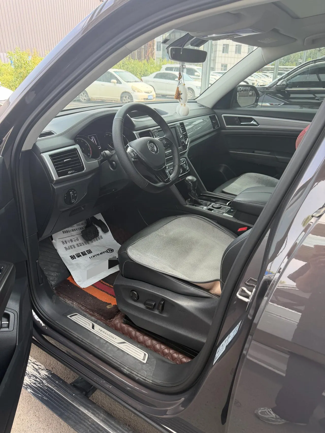 Volkswagen 2020 Touron 2.5T 530 V6 4-wheel drive deluxe automatic gear 2
