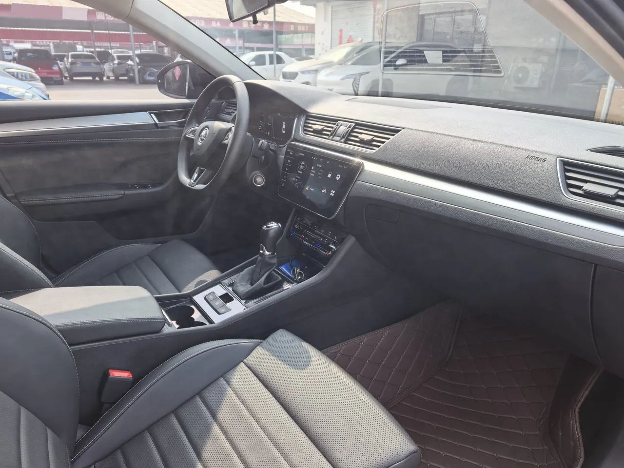 Skoda 2025 Express 1.4TSI TSI280 Premium Edition Automatic Gear 5
