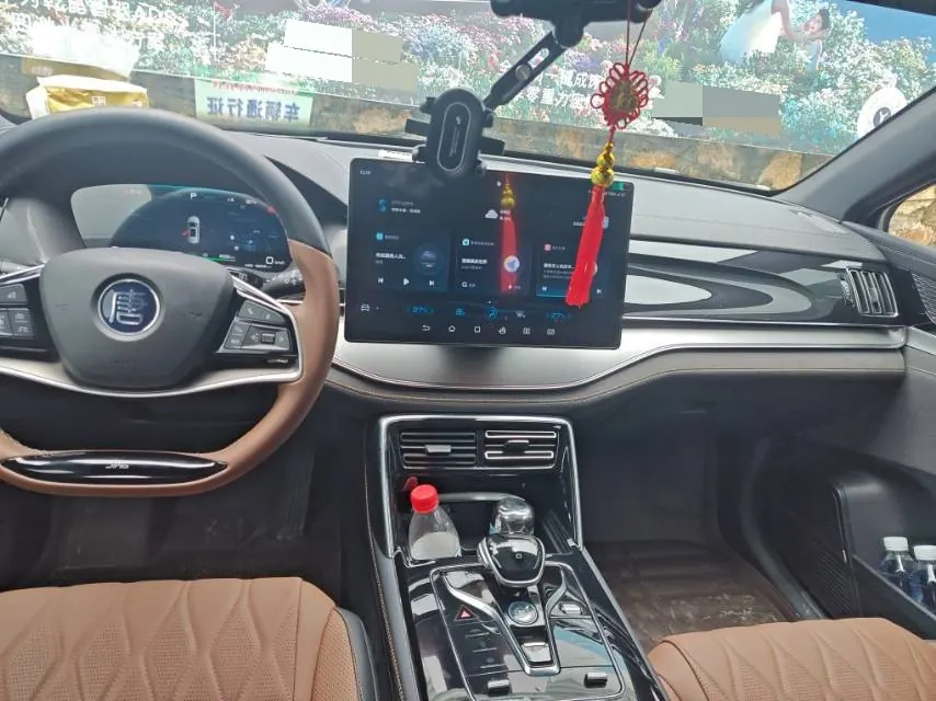 BYD Tang New Energy 2023 Tang DM-i 1.5T Stepless 112KM Champion Edition Honorable Automatic Gear 3