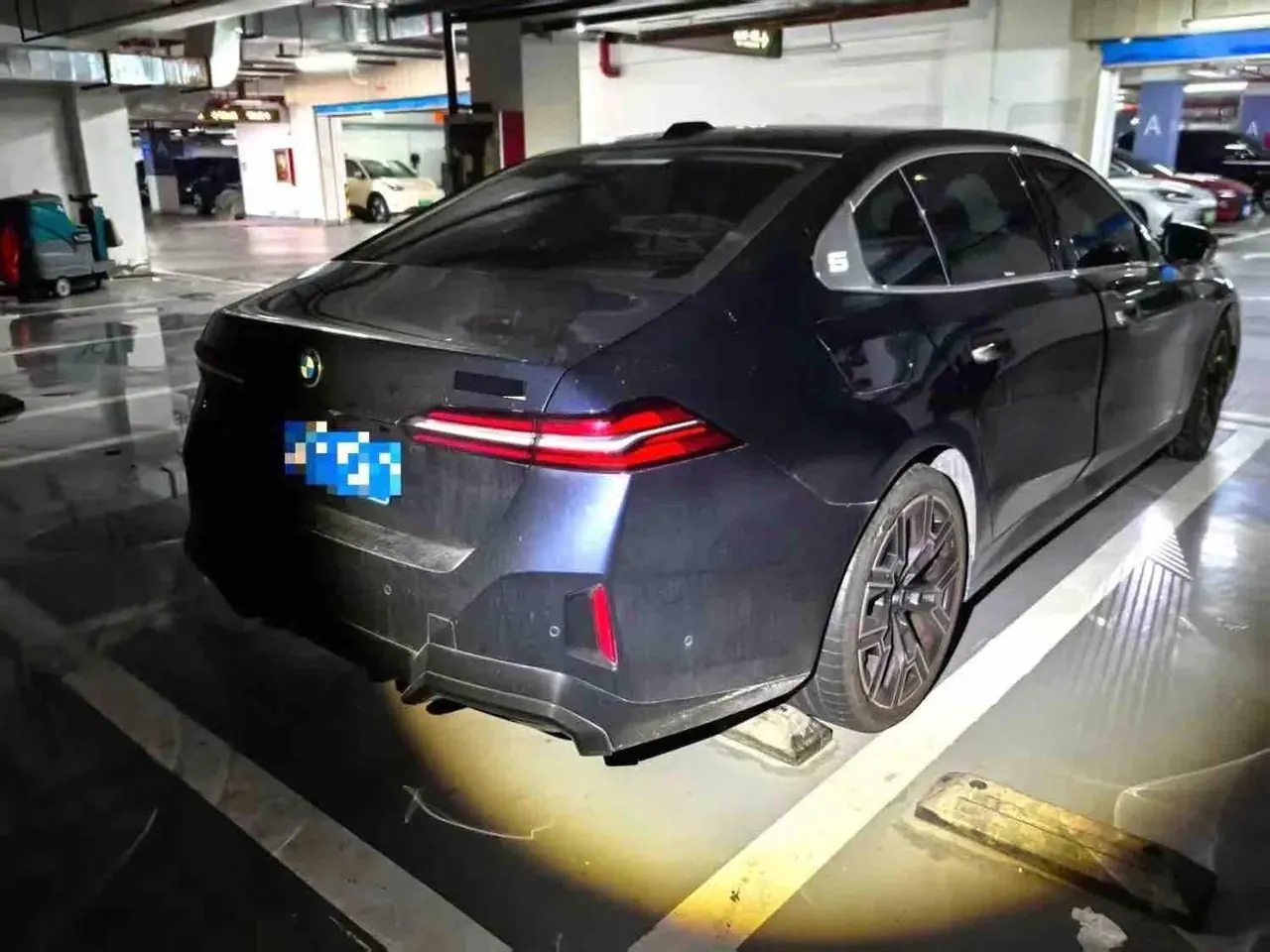 BMW 5 series 2026 530Li 48V 2.0T exclusive m sports suit automatic gear 6