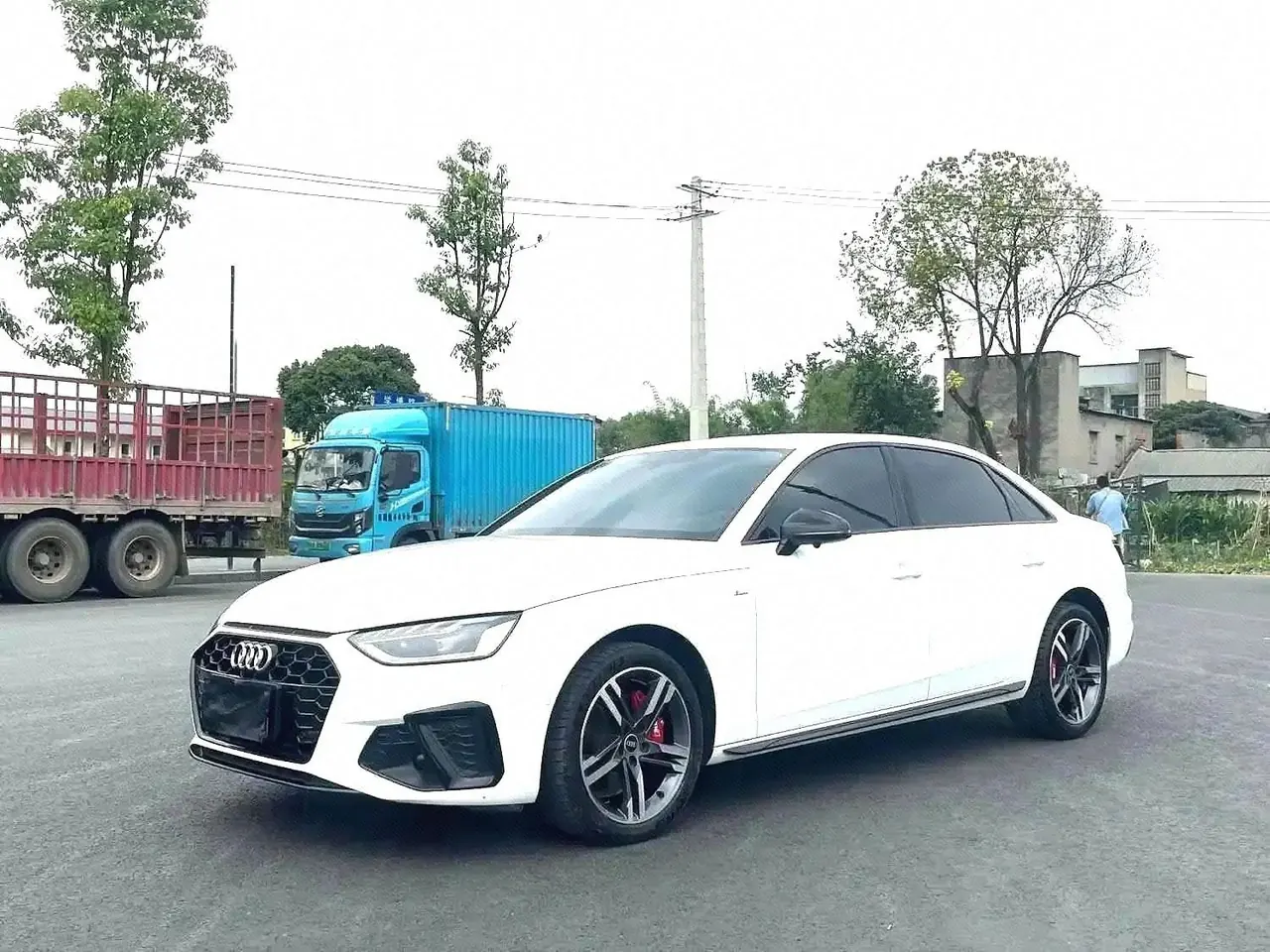 Open image lightbox: Audi 2023 A4L 2.0TFSI 40TFSI Quattro Deluxe Dynamic Automatic