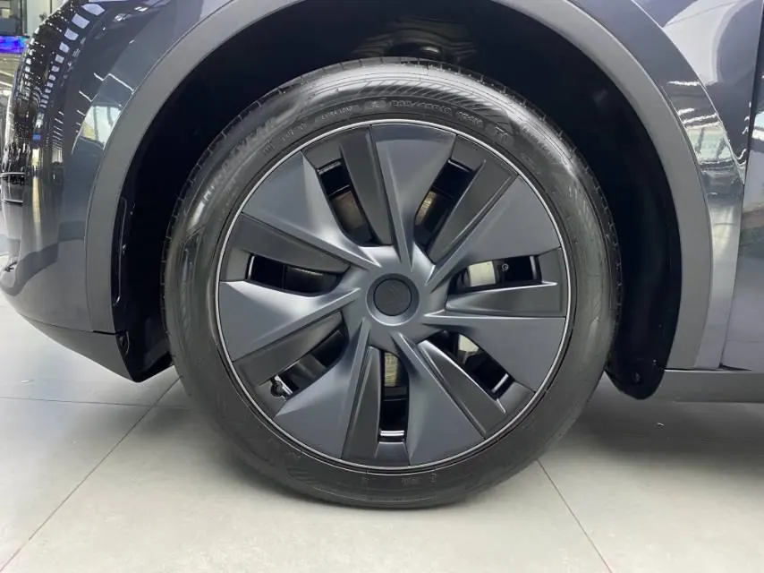 Tesla 2024 Model Y rear-wheel drive version automatic transmission 13