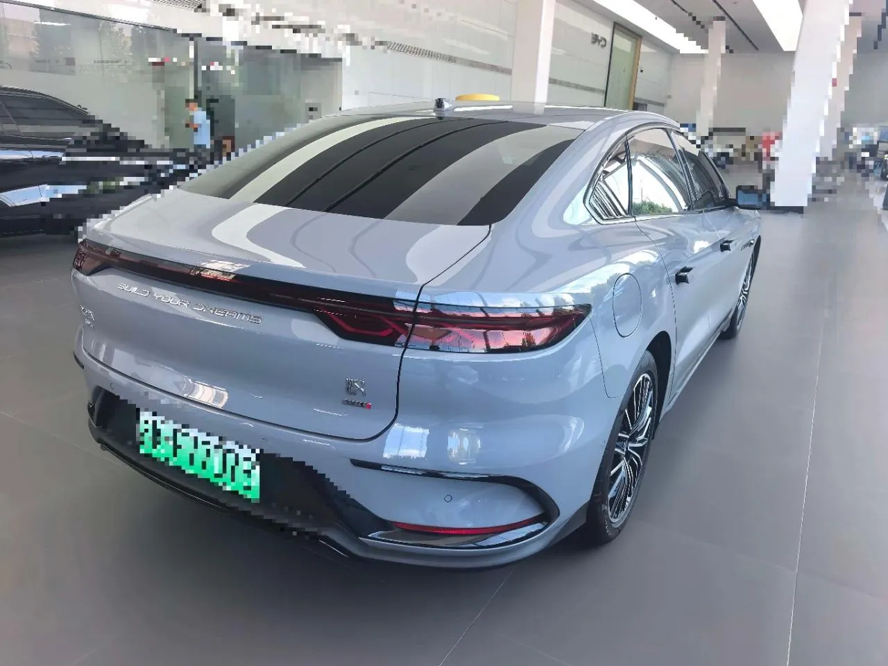 BYD 2025 Han DM-i 1.5T stepless smart driving version 125KM laser Radar flagship automatic gear 2