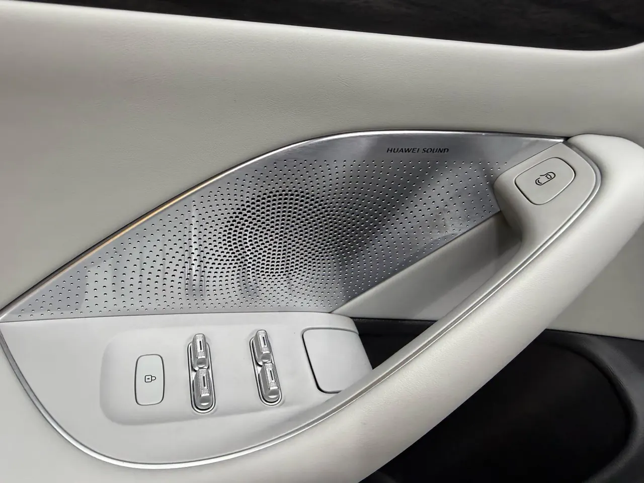 Intellectual 2024 S7 Max Rear Drive Long Sailing Intelligent Driving Edition Automatic Gear 17