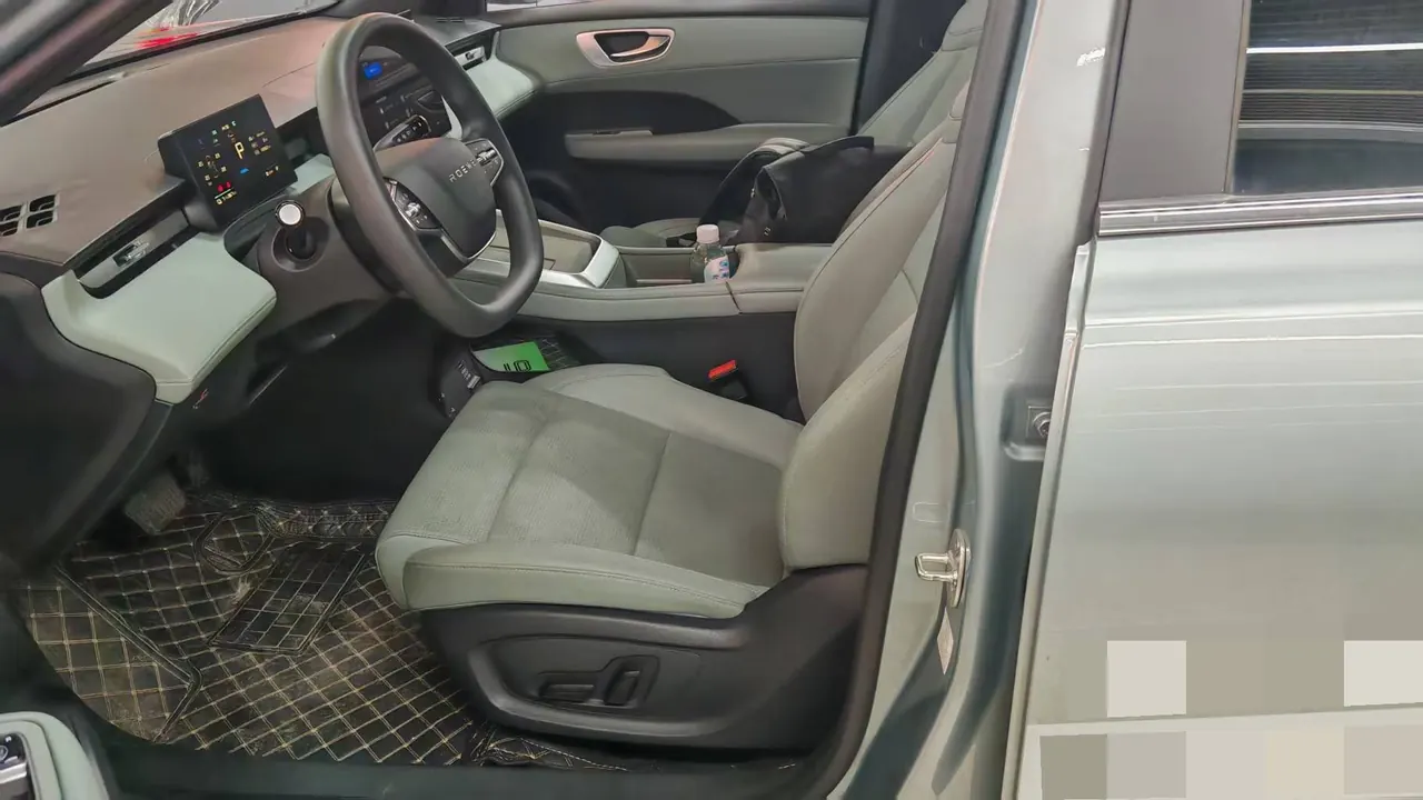 Roewe 2025 D 6 520km Smart Edition Automatic Gear 4