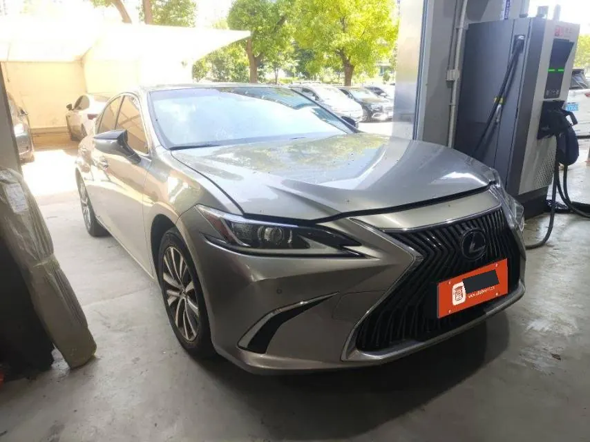 Lexus ES (Imported) 2021 ES300h 2.5 Stepless Excellence Edition Automatic Gear 2