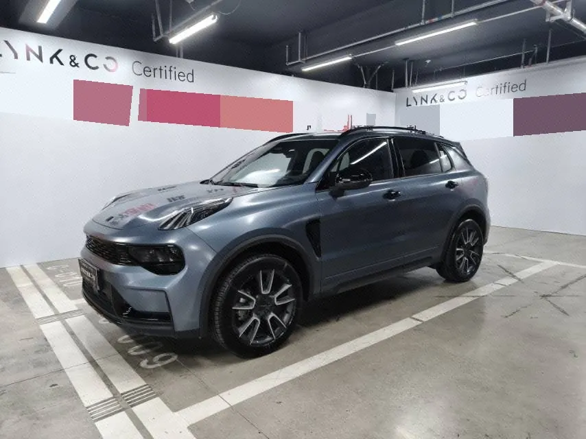 Open image lightbox: LYNK&CO 2025 LYNK&CO 01 2.0TD Two-wheel Drive New Pro Edition Automatic Gear