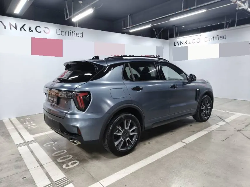 LYNK&amp;CO 2025 LYNK&amp;CO 01 2.0TD Two-wheel Drive New Pro Edition Automatic Gear 4
