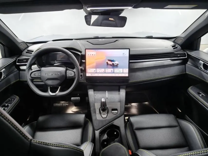 LYNK&amp;CO 2025 LYNK&amp;CO 01 2.0TD Two-wheel Drive New Pro Edition Automatic Gear 7