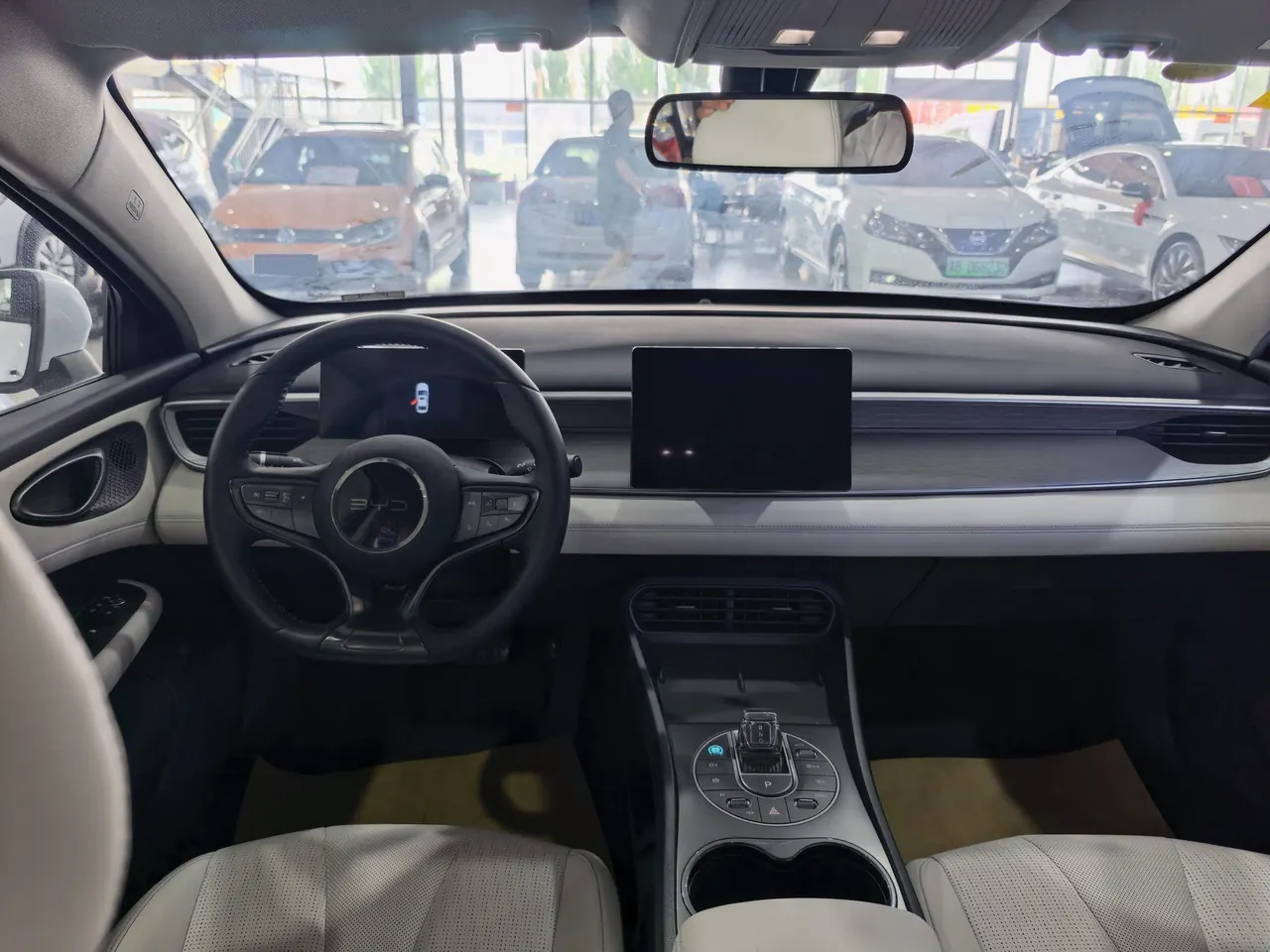 BYD 2025 seals 05 DM-i 1.5 stepless smart driving version 55KM luxury automatic gear 3