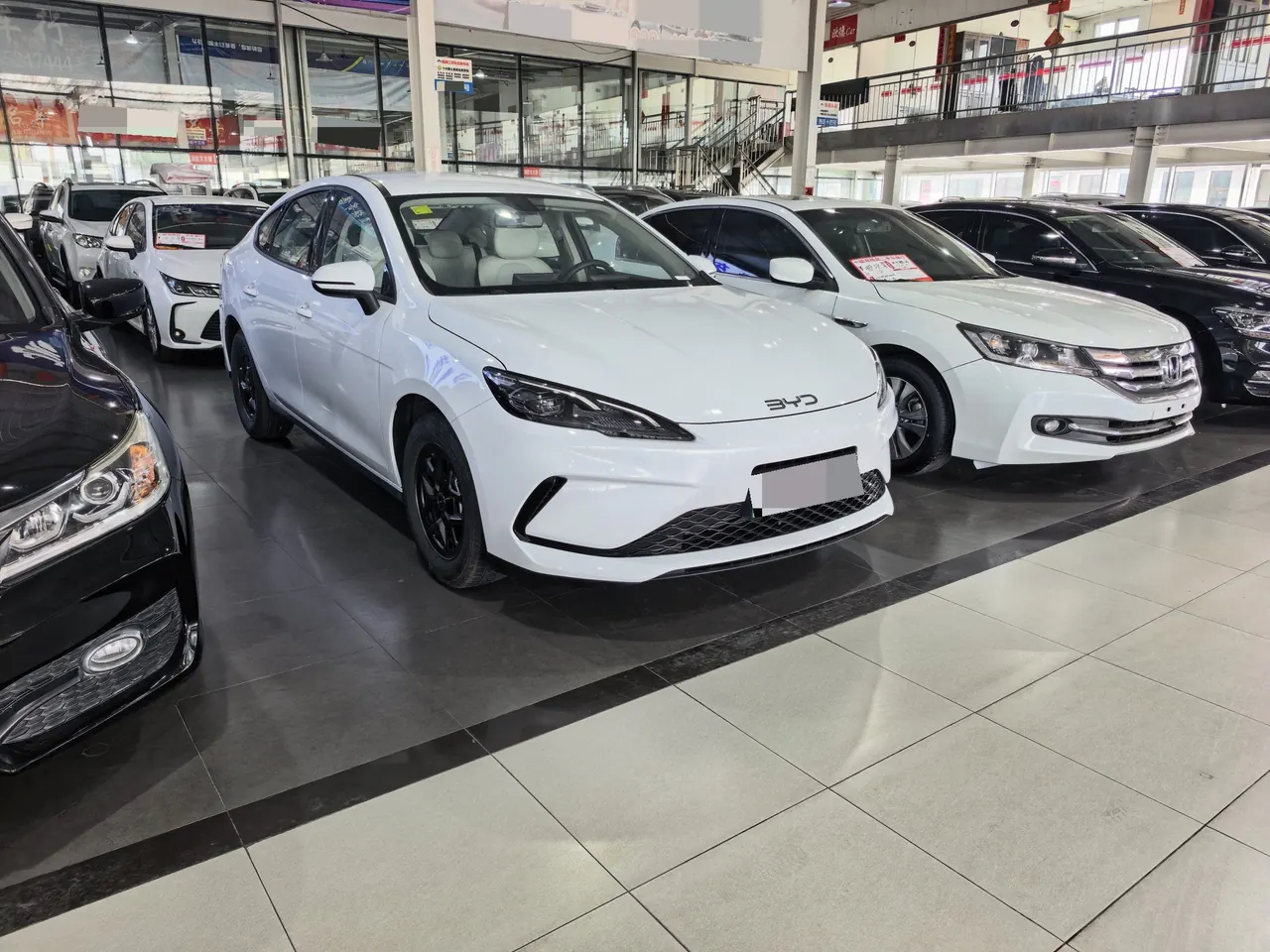 BYD 2025 seals 05 DM-i 1.5 stepless smart driving version 55KM luxury automatic gear 8
