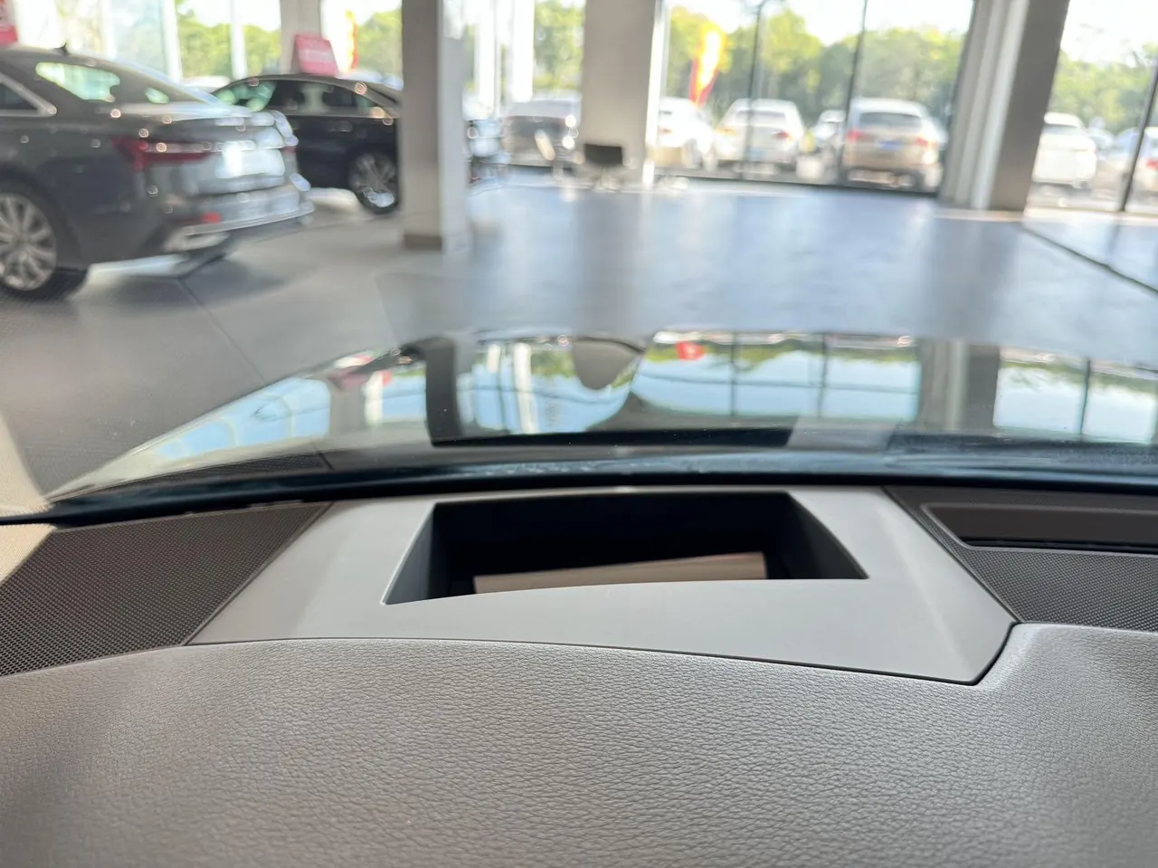 Audi A7 (Imported) 2024 A7 Sportback 2.0TFSI 45TFSI Automatic Gear Selection 14