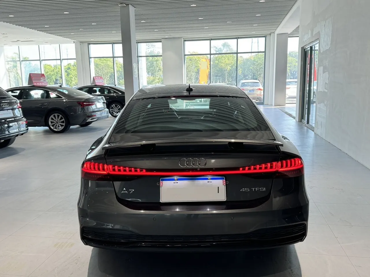 Audi A7 (Imported) 2024 A7 Sportback 2.0TFSI 45TFSI Automatic Gear Selection 5