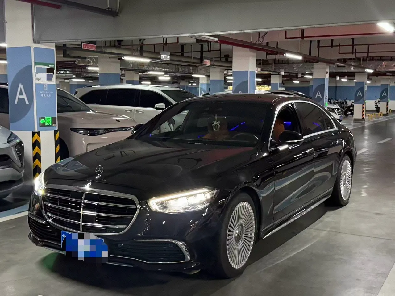 打开图片灯箱:Mercedes Benz S-Class (Imported) 2021 S 400 L 48V 3.0T Commercial Automatic Gear