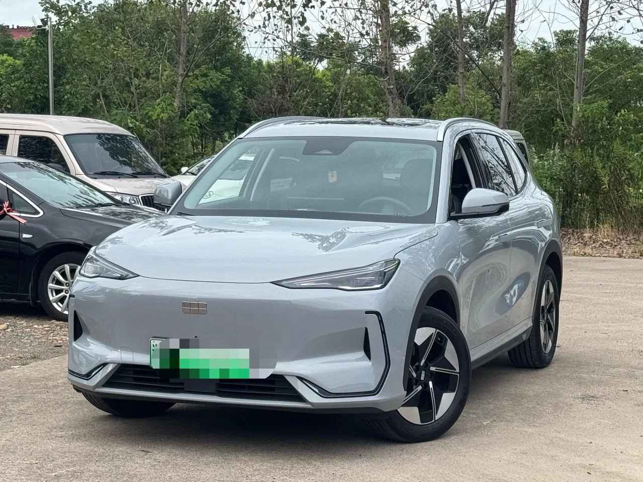 Open image lightbox: Geely Galaxy 2024 E 5 530km Discovery Edition Automatic Gear
