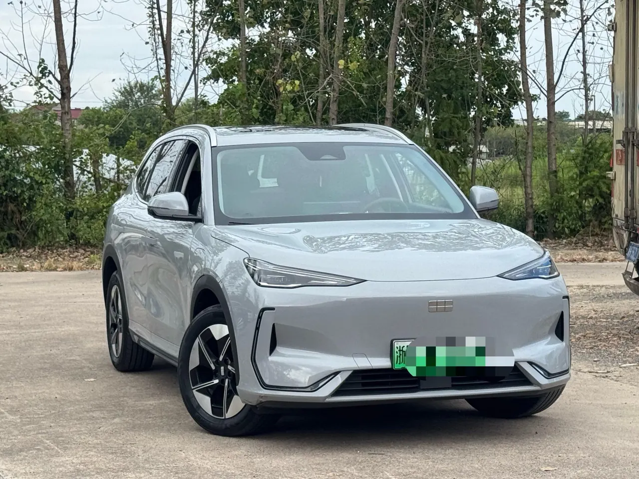 Geely Galaxy 2024 E 5 530km Discovery Edition Automatic Gear 2
