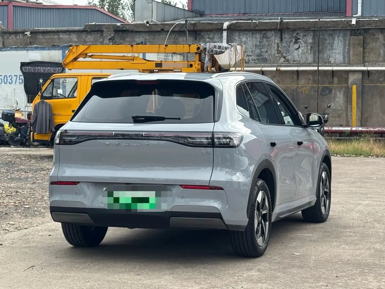 Geely Galaxy 2024 E 5 530km Discovery Edition Automatic Gear 4