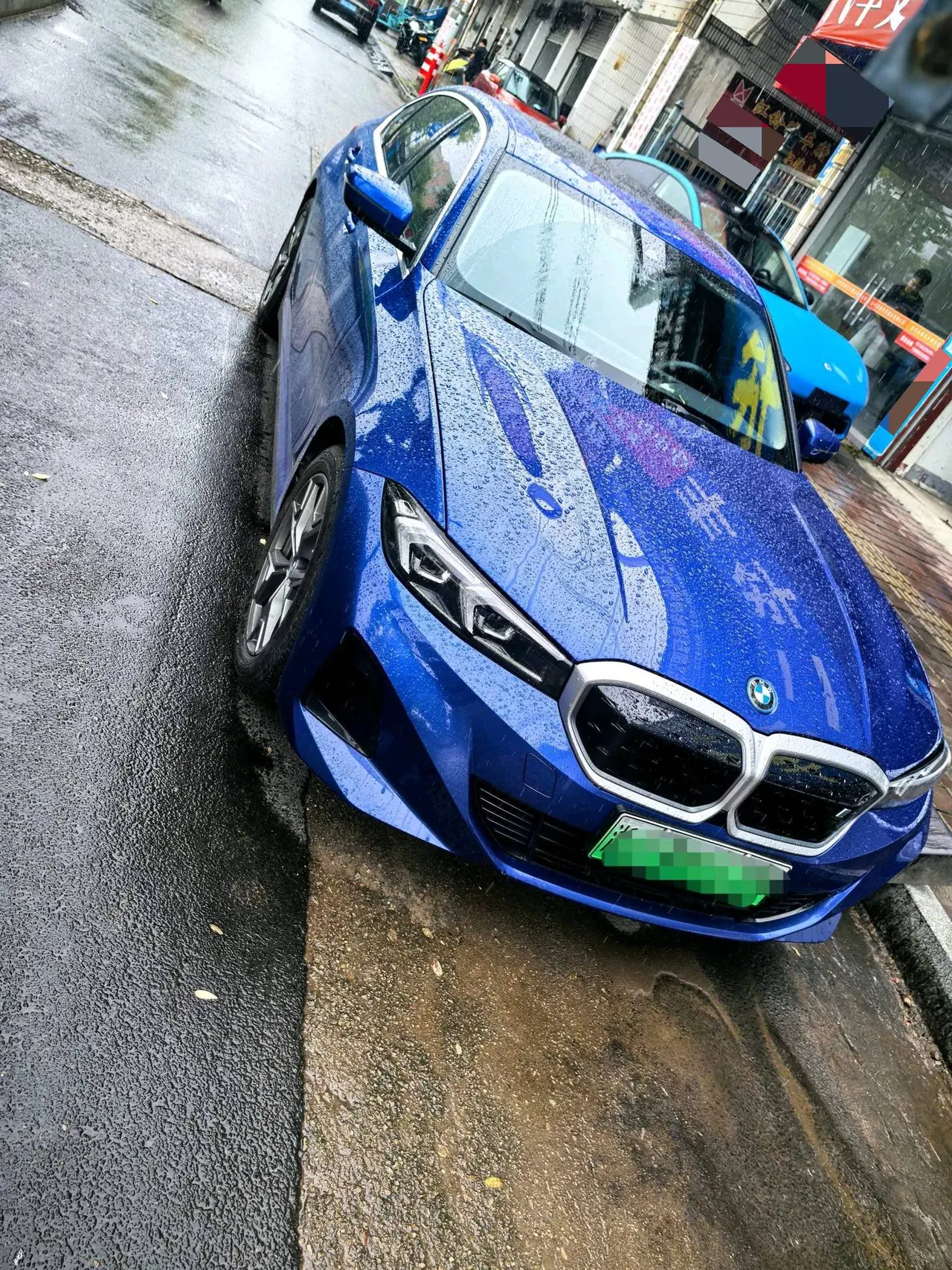 BMW 2022 i3 eDrive 35L automatic gear 2
