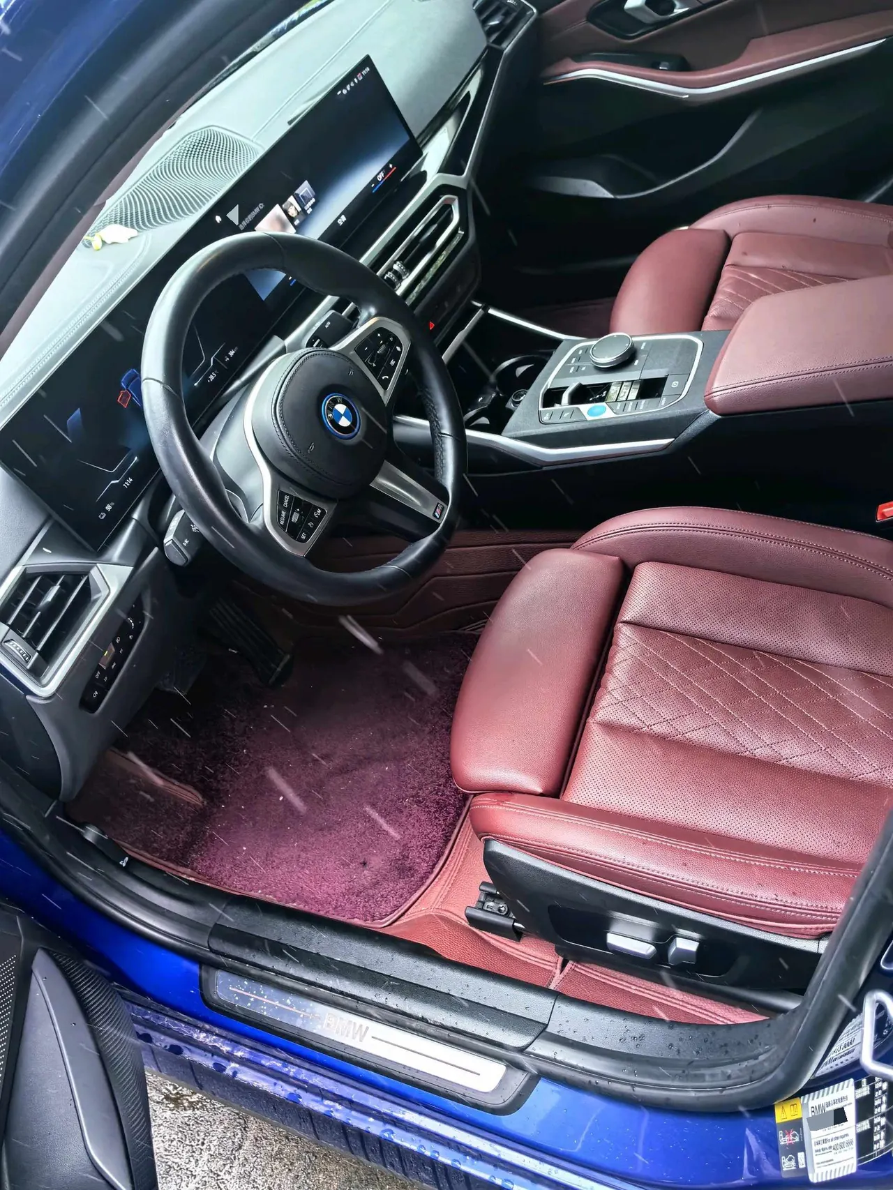 BMW 2022 i3 eDrive 35L automatic gear 4