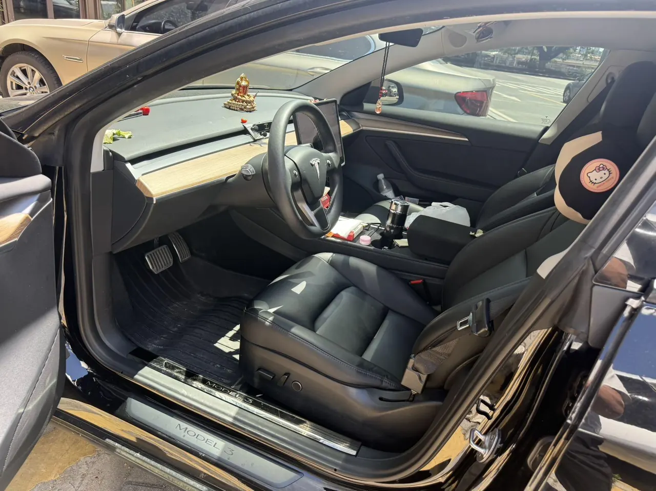Tesla 2022 Model 3 rear-wheel drive version of automatic transmission 5