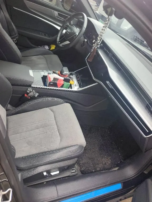 Audi 2025 A6L 2.0TFSI 45TFSI Selected Dynamic Automatic 3