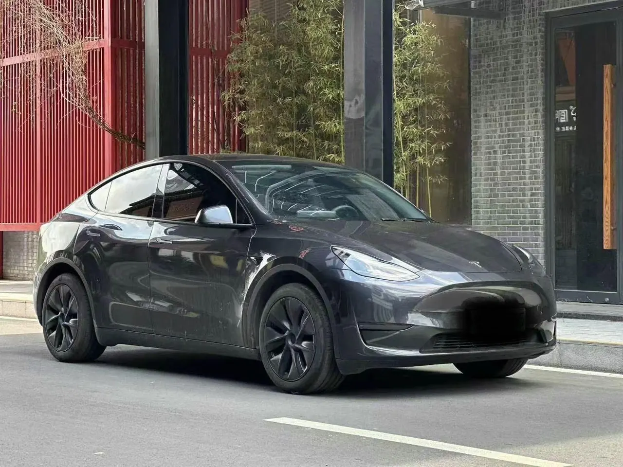 Tesla 2024 Model Y rear-wheel drive version automatic transmission 2