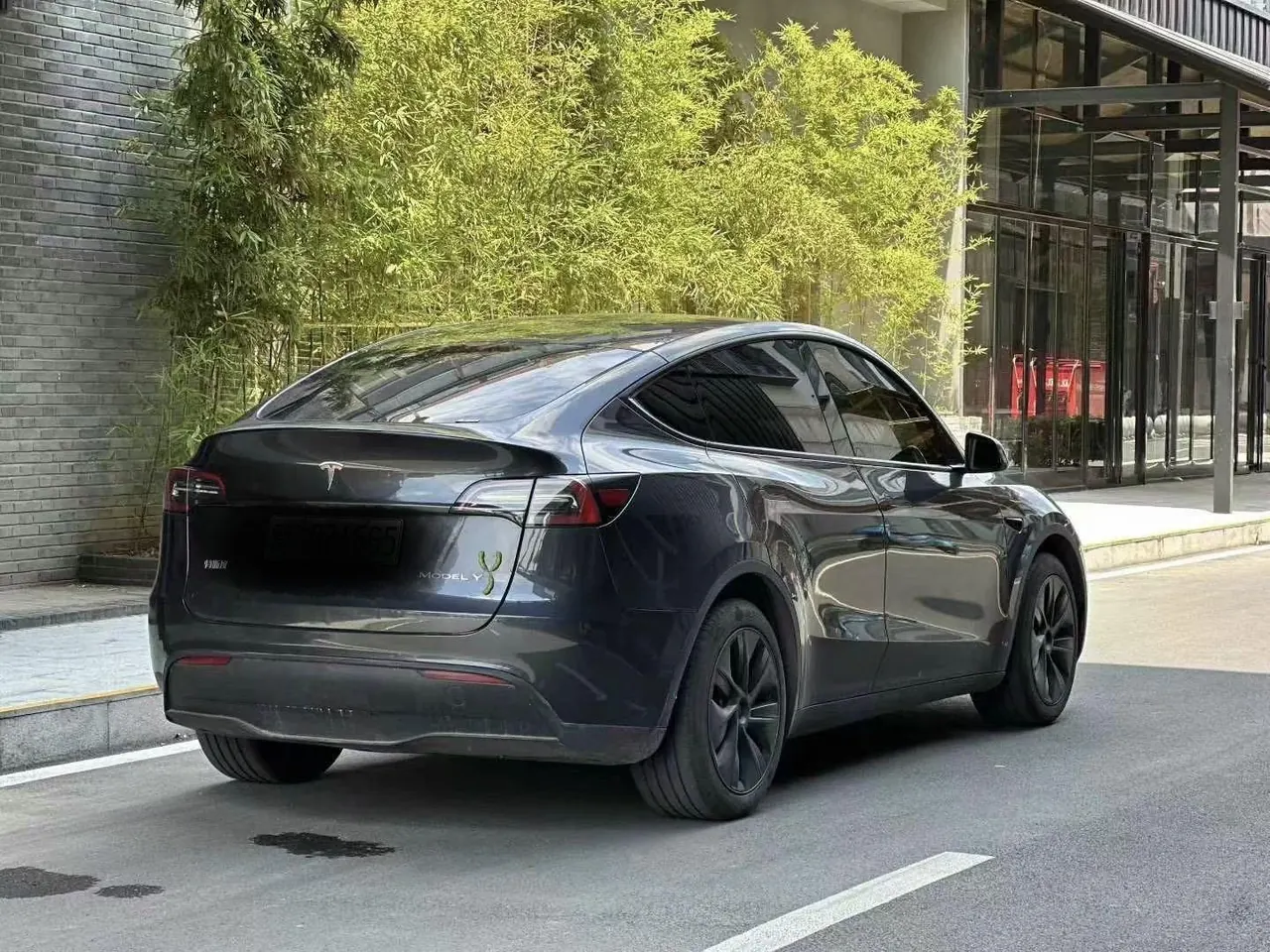 Tesla 2024 Model Y rear-wheel drive version automatic transmission 7