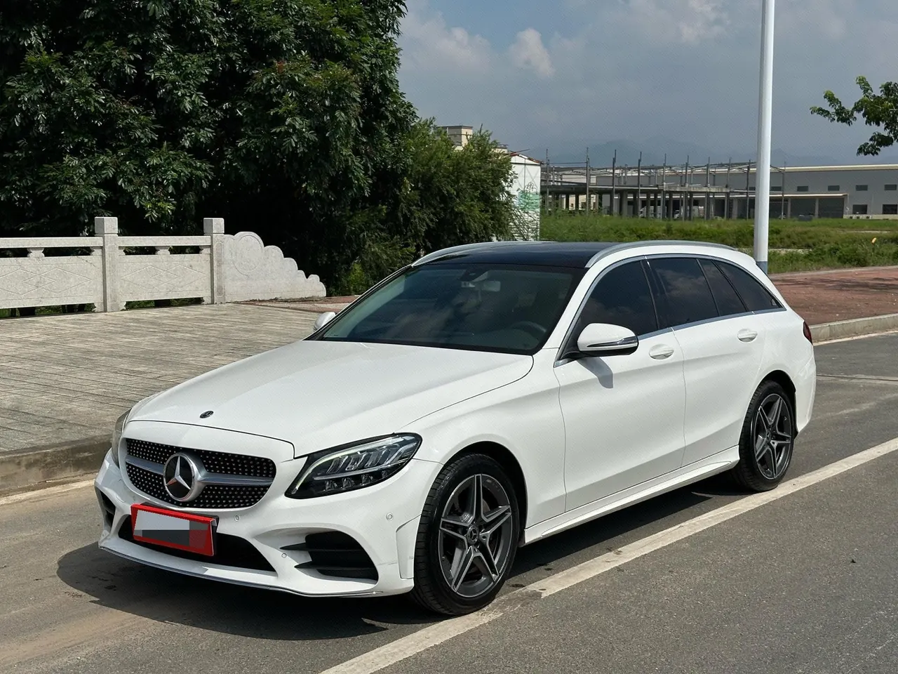 打开图片灯箱:Mercedes Benz Class C (Imported) 2020 C 260 Tourer 48V 1.5T Automatic Gear