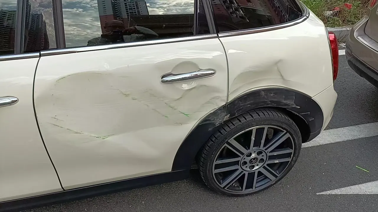 MINI Mini 5-Door (Imported) 2020 Mini Cooper S 2.0T Artist Automatic Gear 13