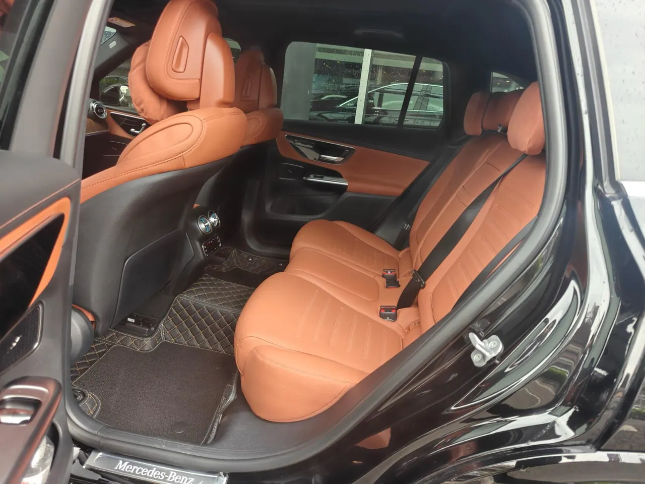 Mercedes Benz 2025 GLC 300 L 4MATIC 48V 2.0T dynamic 5-seat automatic gear 7