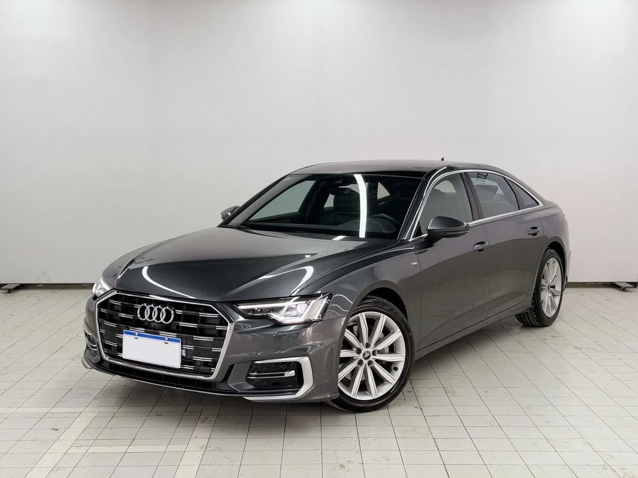 Open image lightbox: Audi 2024 A6L 2.0TFSI 45TFSI Selected Dynamic Automatic